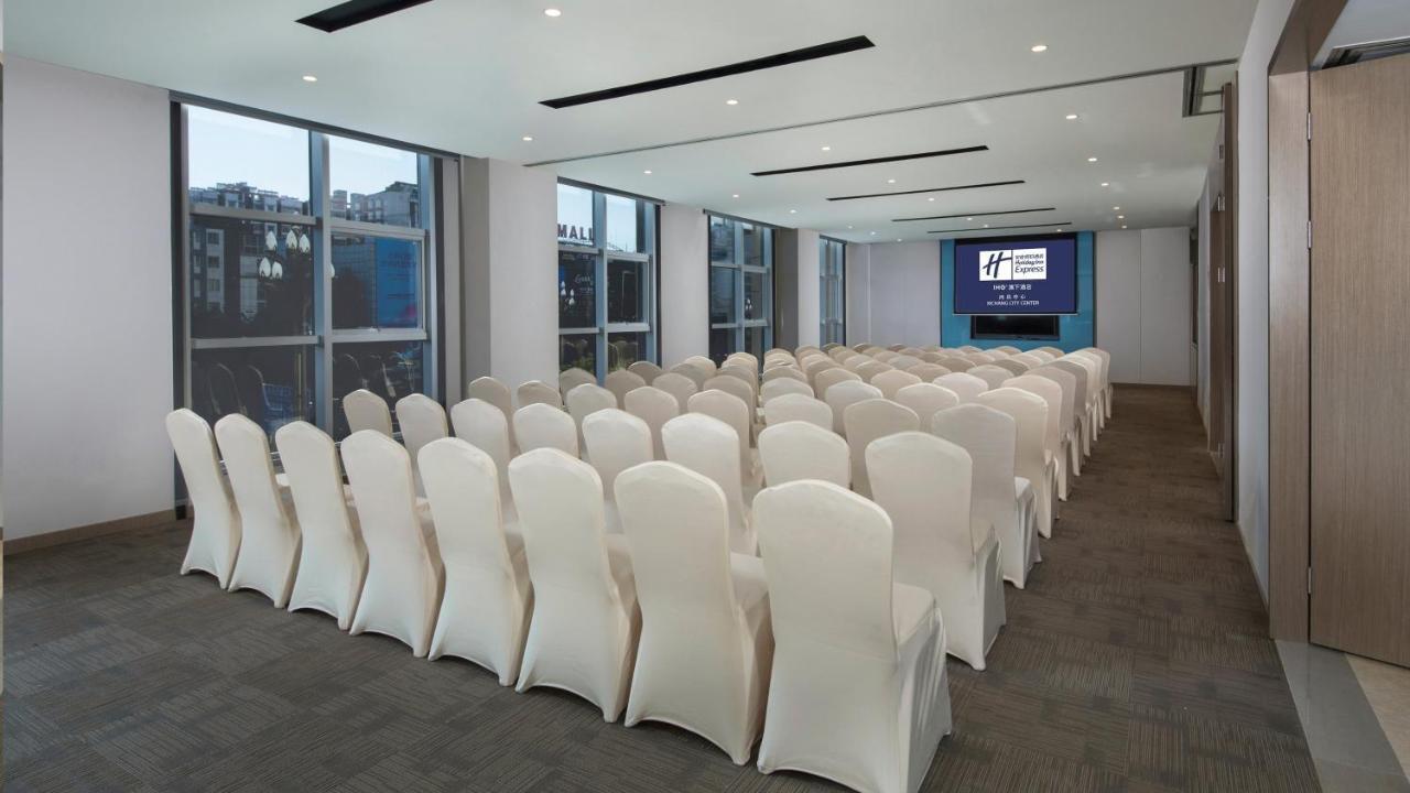 Holiday Inn Express - Xichang City Center By Ihg エクステリア 写真