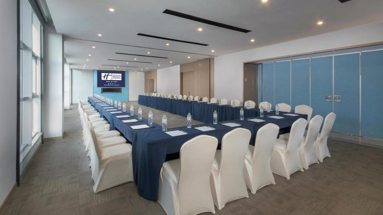 Holiday Inn Express - Xichang City Center By Ihg エクステリア 写真