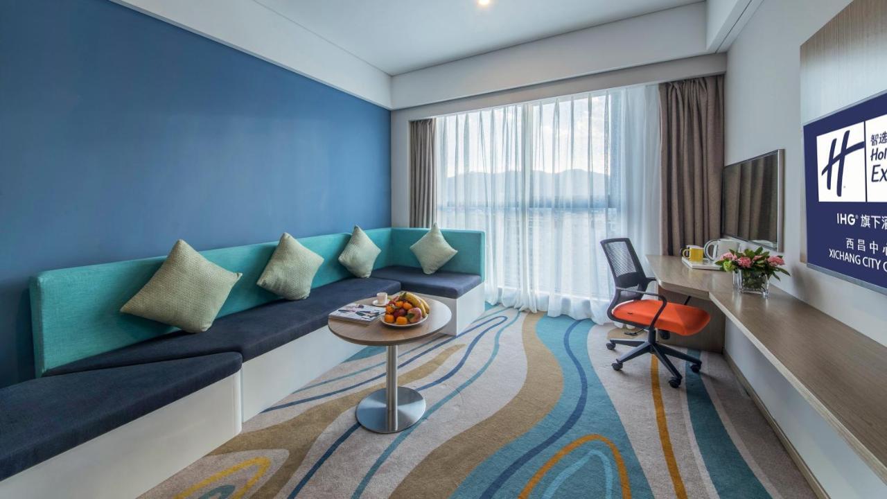 Holiday Inn Express - Xichang City Center By Ihg エクステリア 写真